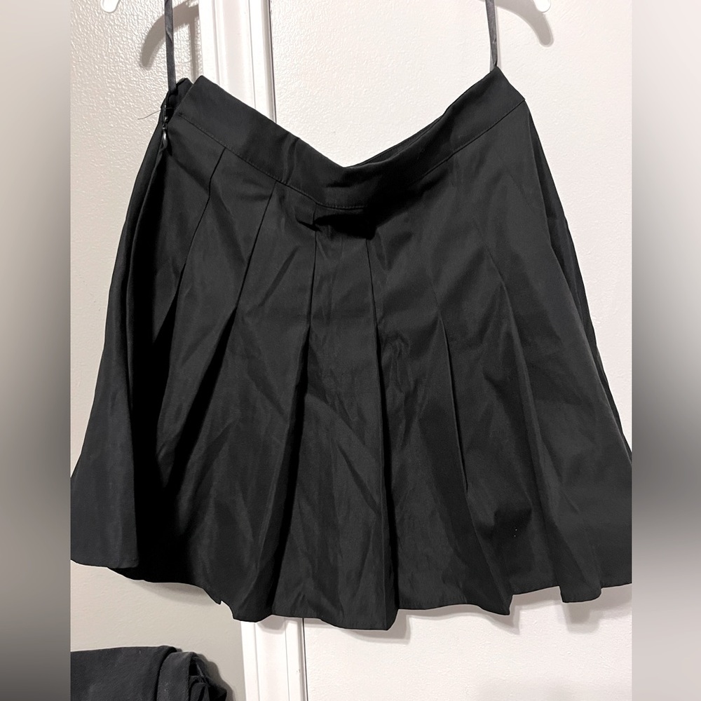 Black skirt